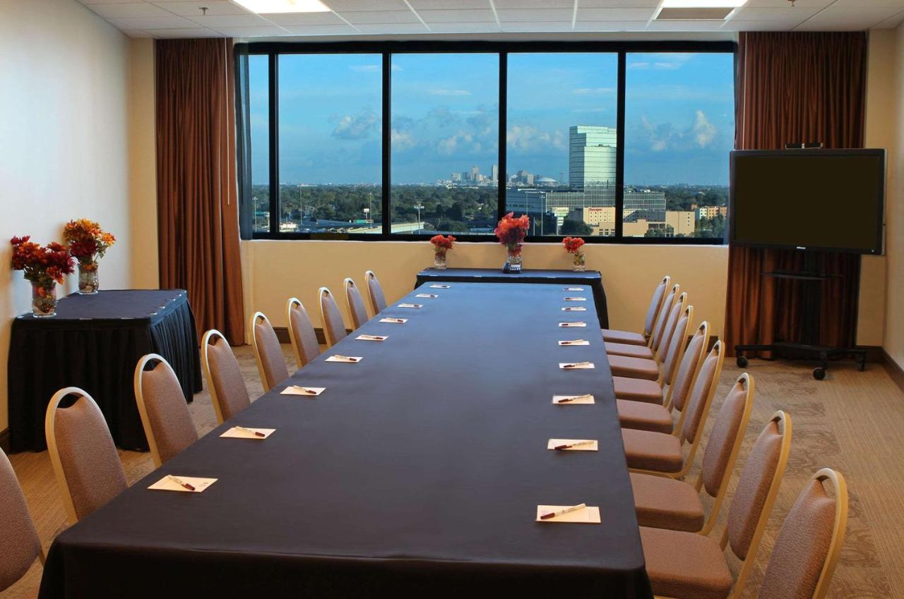 Comfort Inn & Suites At Copeland Tower Метайри Екстериор снимка