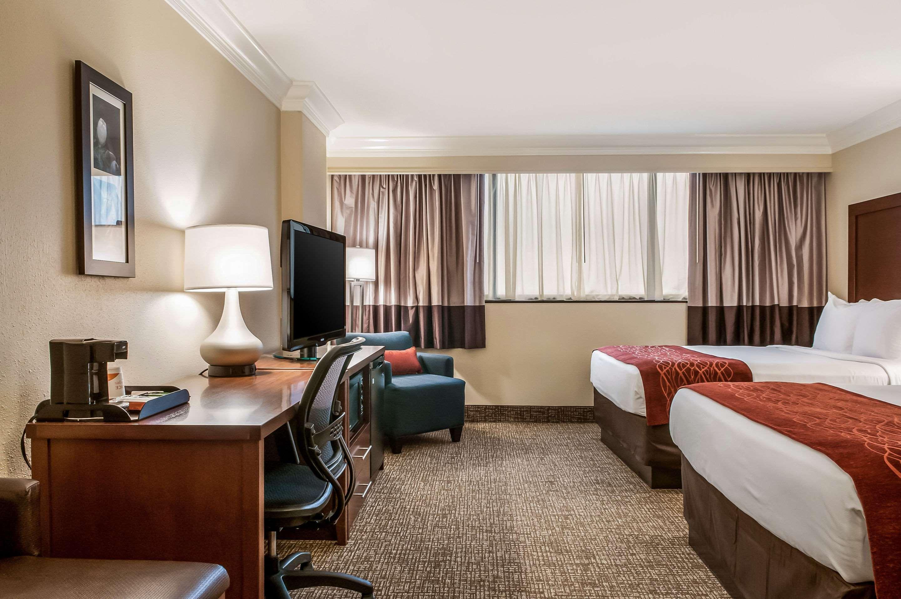 Comfort Inn & Suites At Copeland Tower Метайри Екстериор снимка