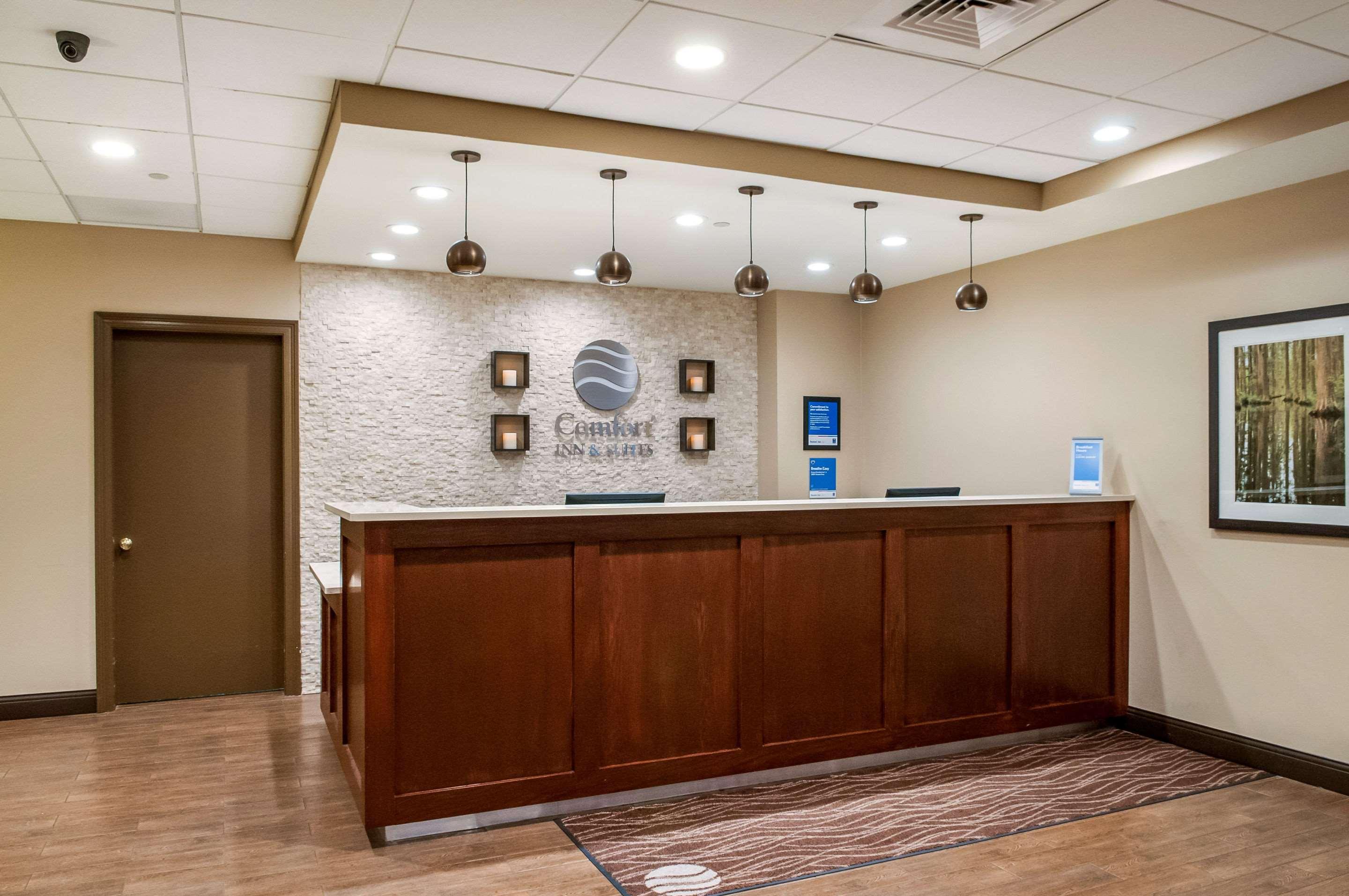 Comfort Inn & Suites At Copeland Tower Метайри Екстериор снимка