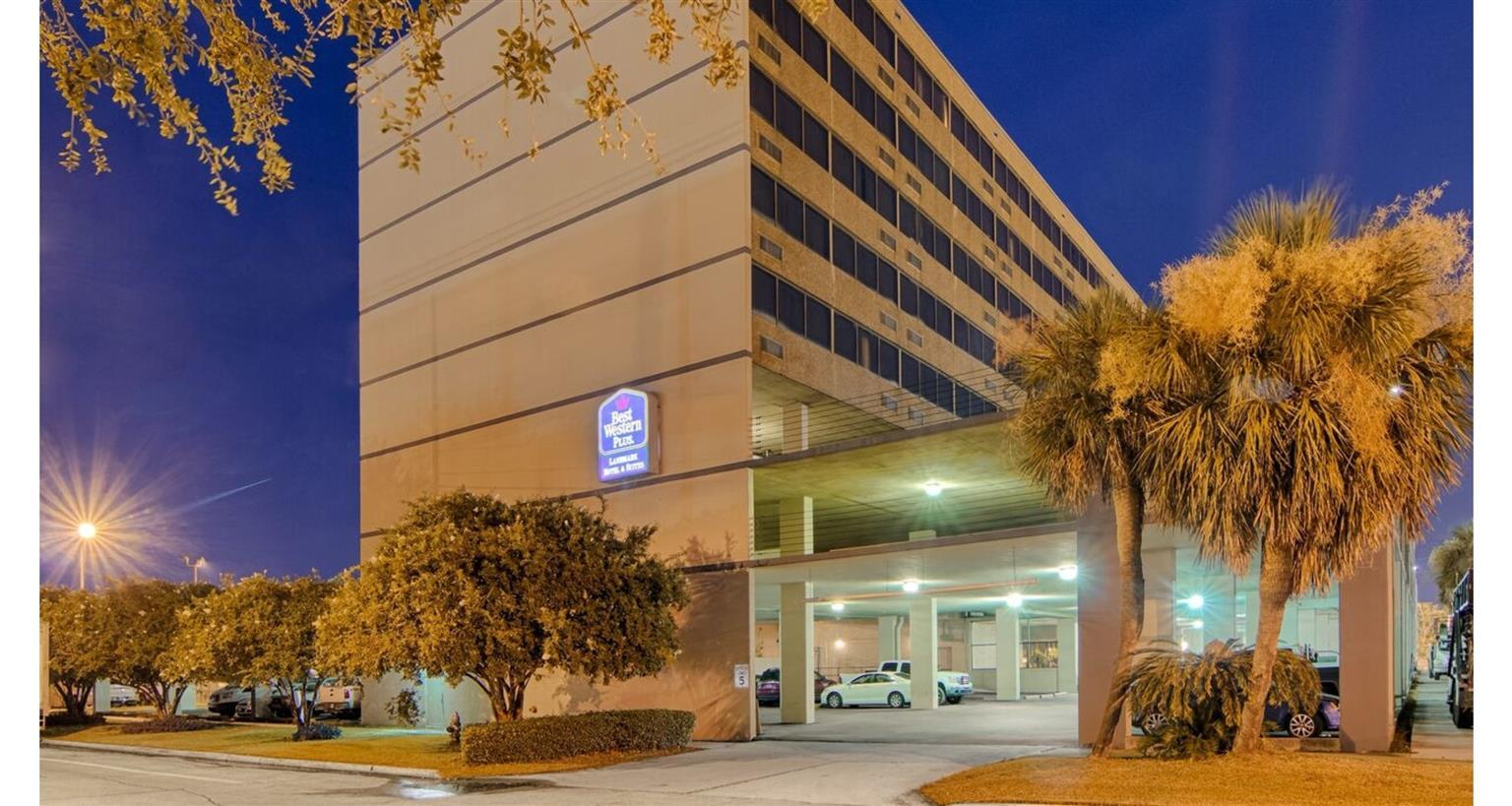 Comfort Inn & Suites At Copeland Tower Метайри Екстериор снимка